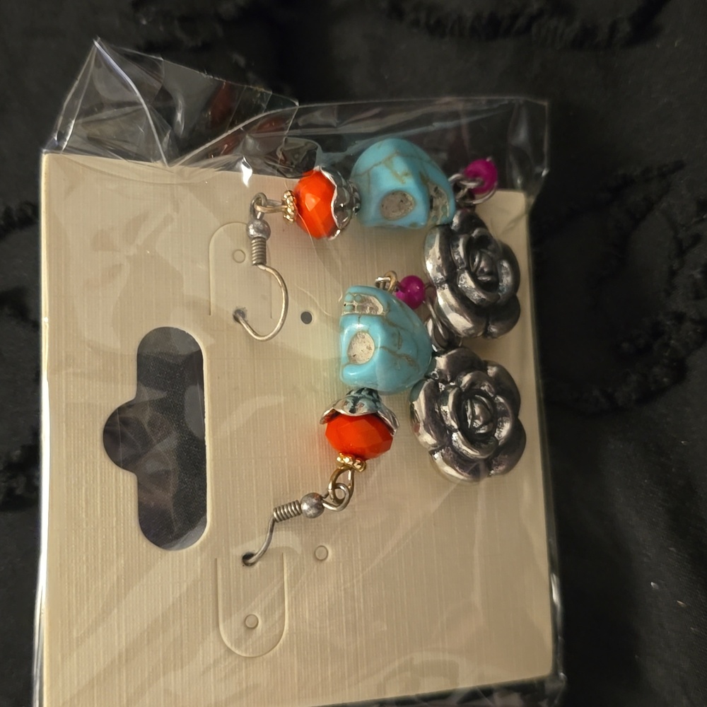 DISNEY Blue Skull Earrings